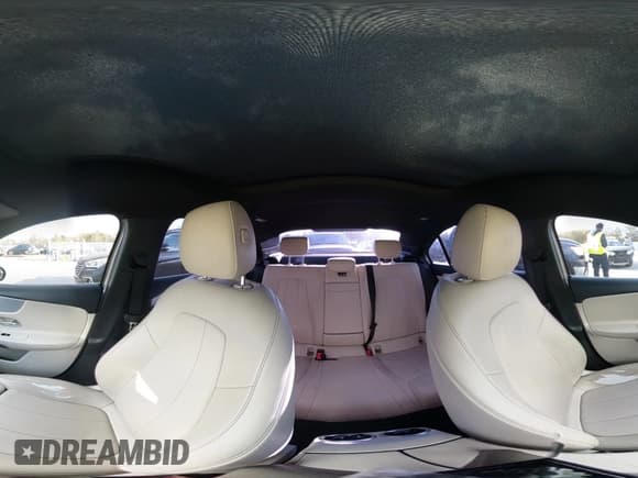 ✅ 2020 Mercedes-Benz A 220 • VIN: WDD3G4EBXLW038045 • Lot: 43895082. Wystawiony na IAAI z przebiegiem 104 897 mil. Bezpłatny archiwum sprzedaży aukcyjnych z USA i szczegółowy raport historii pojazdu na DreamBid. Zdjęcie 18.