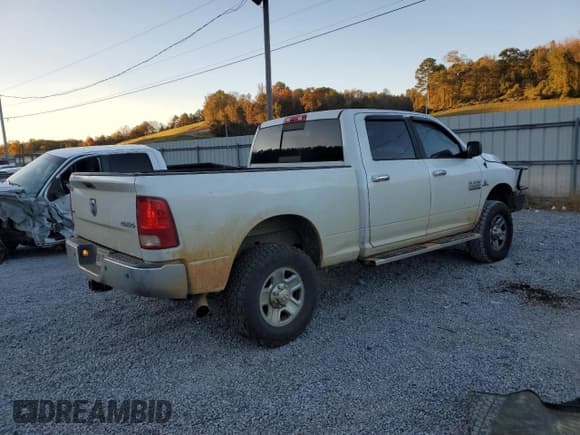 ✅ 2018 Ram 2500 SLT • VIN: 3C6UR5DLXJG283150 • Lot: 91800305. Listed on Copart with 182,918 mi. Free auction sales archive from the USA and detailed vehicle history report at DreamBid. Image 3.