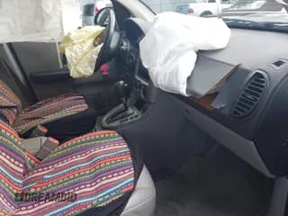 ✅ 2004 Saturn VUE V6 • VIN: 5GZCZ53464S888664 • Lot: 42775644. Wystawiony na IAAI z przebiegiem 214 569 mil. Bezpłatny archiwum sprzedaży aukcyjnych z USA i szczegółowy raport historii pojazdu na DreamBid. Zdjęcie 5.