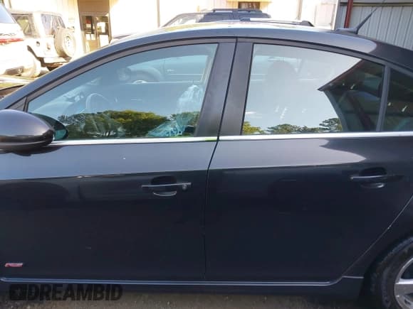 ✅ 2014 Chevrolet Cruze 1LT • VIN: 1G1PC5SB8E7263524 • Lot: 43338890. Listed on IAAI with 112,837 mi. Free auction sales archive from the USA and detailed vehicle history report at DreamBid. Image 14.