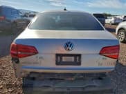 ✅ 2015 Volkswagen Jetta SEL • VIN: 3VWL07AJ2FM318069 • Лот: 94807905. Опубликован ранее на Copart с пробегом 111 276 миль. Бесплатный доступ к архиву аукционных продаж из США и подробный отчёт об истории автомобиля на DreamBid. Изображение 6.