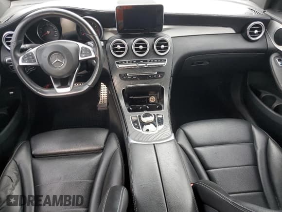 ✅ 2019 Mercedes-Benz GLC 300 • VIN: WDC0J4KB2KF542603 • Лот: 90025845. Опубликован ранее на Copart с пробегом 86 347 миль. Бесплатный доступ к архиву аукционных продаж из США и подробный отчёт об истории автомобиля на DreamBid. Изображение 8.