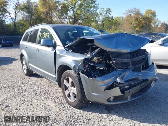 ✅ 2010 Dodge Journey SXT • VIN: 3D4PG5FV4AT176020 • Lot: 43538875. Wystawiony na IAAI z przebiegiem 117 723 mil. Bezpłatny archiwum sprzedaży aukcyjnych z USA i szczegółowy raport historii pojazdu na DreamBid. Zdjęcie 1.