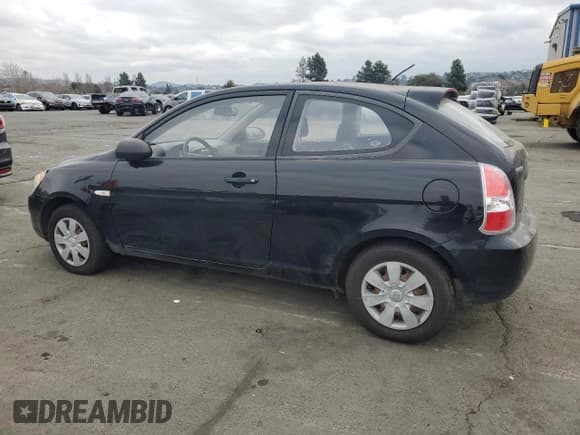 ✅ 2007 Hyundai Accent GS • VIN: KMHCM36C47U039595 • Лот: 43399775. Опубликован ранее на Copart с пробегом 107 882 миль. Бесплатный доступ к архиву аукционных продаж из США и подробный отчёт об истории автомобиля на DreamBid. Изображение 2.