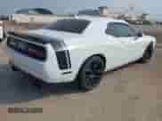 2015 Dodge Challenger R/T Scat Pack z VIN 2C3CDZFJ6FH757466, wystawiony jako IAAI lot #43039796 z przebiegiem 120 512 mil mil oraz . Historia ofert i sprzedaży dostępna na DreamBid. Obrazek 4.