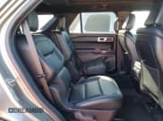 ✅ 2020 Ford Explorer XLT • VIN: 1FMSK8DH9LGA59945 • Lot: 90336325. Listed on Copart with 80,683 mi. Free auction sales archive from the USA and detailed vehicle history report at DreamBid. Image 11.