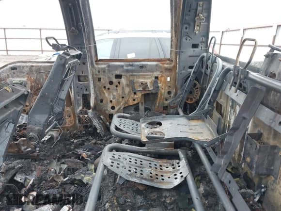 ✅ 2016 Ford F-250 Lariat • VIN: 1FT7W2B68GEB96695 • Lot: 40966007. Listed on IAAI with Not provided. Free auction sales archive from the USA and detailed vehicle history report at DreamBid. Image 8.