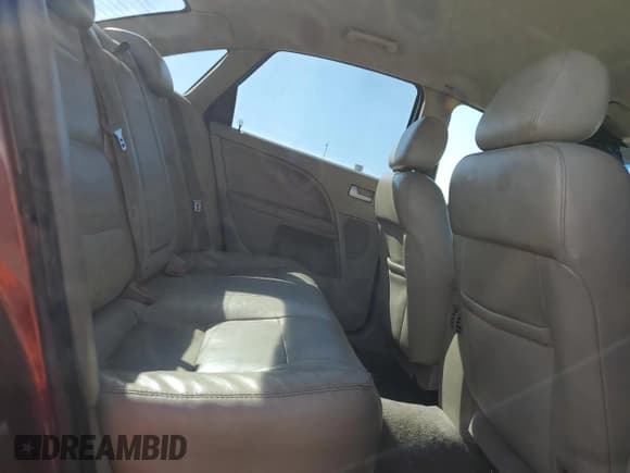 ✅ 2007 Ford Five Hundred Limited • VIN: 1FAHP25197G138834 • Lot: 72264114. Wystawiony na Copart z przebiegiem 216 504 mil. Bezpłatny archiwum sprzedaży aukcyjnych z USA i szczegółowy raport historii pojazdu na DreamBid. Zdjęcie 10.