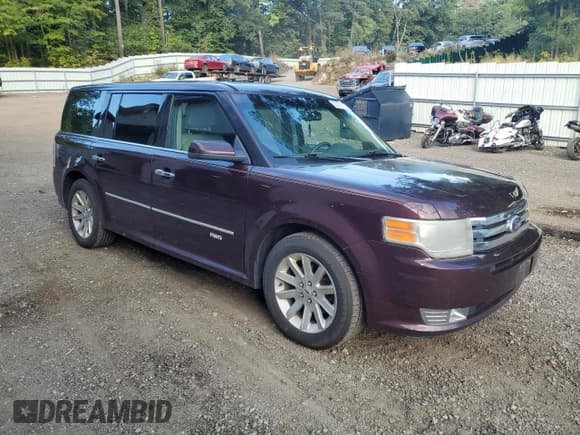 ✅ 2011 Ford Flex SEL • VIN: 2FMHK6CC0BBD12418 • Lot: 70412325. Wystawiony na Copart z przebiegiem 167 597 mil. Bezpłatny archiwum sprzedaży aukcyjnych z USA i szczegółowy raport historii pojazdu na DreamBid. Zdjęcie 4.