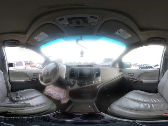 ✅ 2012 Toyota Sienna XLE • VIN: 5TDYK3DC5CS222618 • Lot: 43644338. Listed on IAAI with 295,313 mi. Free auction sales archive from the USA and detailed vehicle history report at DreamBid. Image 19.