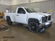 ✅ 2009 GMC Sierra 1500 • VIN: 1GTEK24C49Z239804 • Lot: 41466735. Wystawiony na Copart z przebiegiem 175 019 mil. Bezpłatny archiwum sprzedaży aukcyjnych z USA i szczegółowy raport historii pojazdu na DreamBid. Zdjęcie 4.