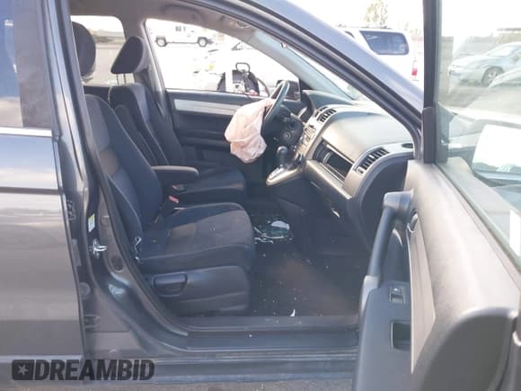 ✅ 2011 Honda CR-V SE • VIN: 5J6RE4H4XBL084749 • Lot: 43501895. Wystawiony na IAAI z przebiegiem 101 737 mil. Bezpłatny archiwum sprzedaży aukcyjnych z USA i szczegółowy raport historii pojazdu na DreamBid. Zdjęcie 5.