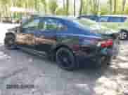 2022 Toyota Camry SE z VIN 4T1G11AK7NU068339, wystawiony jako IAAI lot #42534773 z przebiegiem 33 661 mil mil oraz . Historia ofert i sprzedaży dostępna na DreamBid. Obrazek 3.