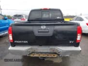 ✅ 2015 Nissan Frontier SV • VIN: 1N6AD0ER1FN725339 • Lot: 43735784. Wystawiony na IAAI z przebiegiem 141 806 mil. Bezpłatny archiwum sprzedaży aukcyjnych z USA i szczegółowy raport historii pojazdu na DreamBid. Zdjęcie 16.