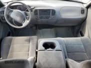 ✅ 2002 Ford F-150 XL • VIN: 2FTPX18L82CA31393 • Лот: 51715385. Опубликован ранее на Copart с пробегом Не указан. Бесплатный доступ к архиву аукционных продаж из США и подробный отчёт об истории автомобиля на DreamBid. Изображение 8.