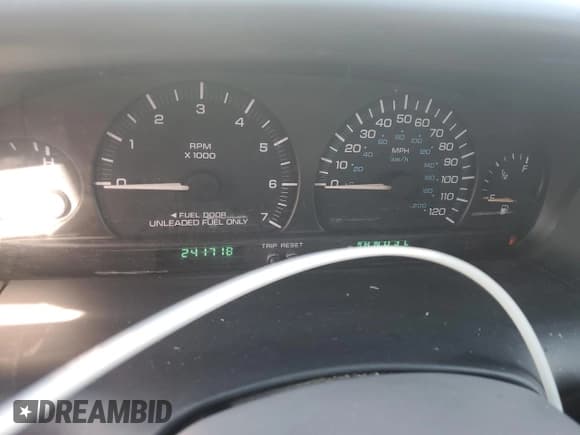 ✅ 2000 Chrysler Voyager • VIN: 2C4GJ2538YR896169 • Lot: 69272675. Listed on Copart with 241,718 mi. Free auction sales archive from the USA and detailed vehicle history report at DreamBid. Image 9.
