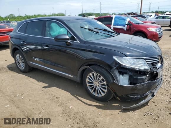 ✅ 2017 Lincoln MKX Reserve • VIN: 2LMPJ8LP4HBL28616 • Lot: 61274795. Listed on Copart with 103,233 mi. Free auction sales archive from the USA and detailed vehicle history report at DreamBid. Image 4.