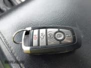 ✅ 2018 Ford F-150 Raptor • VIN: 1FTFW1RG7JFD92407 • Lot: 43445340. Wystawiony na IAAI z przebiegiem 86 234 mil. Bezpłatny archiwum sprzedaży aukcyjnych z USA i szczegółowy raport historii pojazdu na DreamBid. Zdjęcie 11.