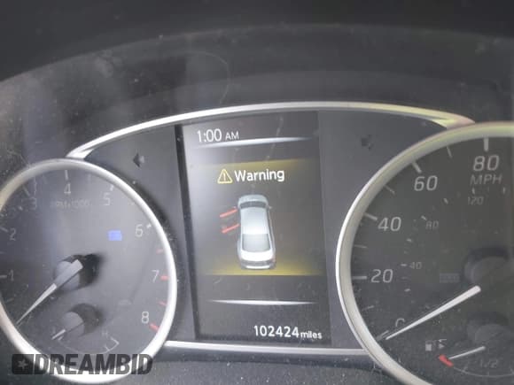 ✅ 2018 Nissan Sentra S • VIN: 3N1AB7AP0JY315958 • Lot: 43297231. Listed on IAAI with 102,424 mi. Free auction sales archive from the USA and detailed vehicle history report at DreamBid. Image 7.