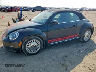 ✅ 2016 Volkswagen Beetle S • VIN: 3VW517AT5GM806327 • Lot: 81096565. Listed on Copart with 75,188 mi. Free auction sales archive from the USA and detailed vehicle history report at DreamBid. Image 1.
