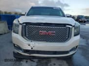 ✅ 2016 GMC Yukon XL Denali • VIN: 1GKS1HKJ0GR340527 • Lot: 85288825. Wystawiony na Copart z przebiegiem Nie podano. Bezpłatny archiwum sprzedaży aukcyjnych z USA i szczegółowy raport historii pojazdu na DreamBid. Zdjęcie 5.