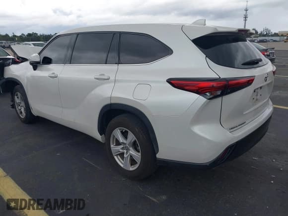 ✅ 2020 Toyota Highlander LE • VIN: 5TDZZRAH6LS023502 • Lot: 43212294. Listed on IAAI with 85,116 mi. Free auction sales archive from the USA and detailed vehicle history report at DreamBid. Image 3.