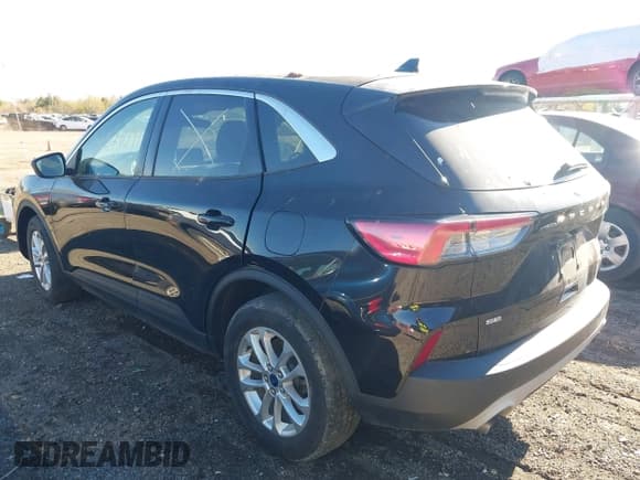 ✅ 2020 Ford Escape SE • VIN: 1FMCU0G64LUA46953 • Lot: 43644623. Wystawiony na IAAI z przebiegiem 110 131 mil. Bezpłatny archiwum sprzedaży aukcyjnych z USA i szczegółowy raport historii pojazdu na DreamBid. Zdjęcie 3.