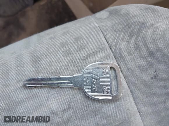 ✅ 2006 Chevrolet Equinox LS • VIN: 2CNDL13F966028891 • Лот: 41241845. Опубликован ранее на IAAI с пробегом 229 046 миль. Бесплатный доступ к архиву аукционных продаж из США и подробный отчёт об истории автомобиля на DreamBid. Изображение 11.