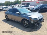 ✅ 2024 Nissan Sentra SV • VIN: 3N1AB8CV2RY307356 • Lot: 43203472. Wystawiony na IAAI z przebiegiem 49 205 mil. Bezpłatny archiwum sprzedaży aukcyjnych z USA i szczegółowy raport historii pojazdu na DreamBid. Zdjęcie 1.