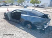 ✅ 2019 Chevrolet Camaro 1SS • VIN: 1G1FF1R7XK0130281 • Lot: 40835495. Wystawiony na IAAI z przebiegiem Nie podano. Bezpłatny archiwum sprzedaży aukcyjnych z USA i szczegółowy raport historii pojazdu na DreamBid. Zdjęcie 3.