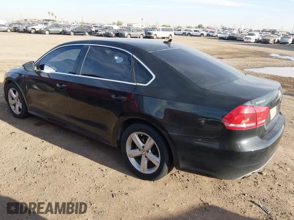 ✅ 2012 Volkswagen Passat SE • VIN: 1VWBP7A3XCC048756 • Lot: 43820434. Listed on IAAI with 160,728 mi. Free auction sales archive from the USA and detailed vehicle history report at DreamBid. Image 3.