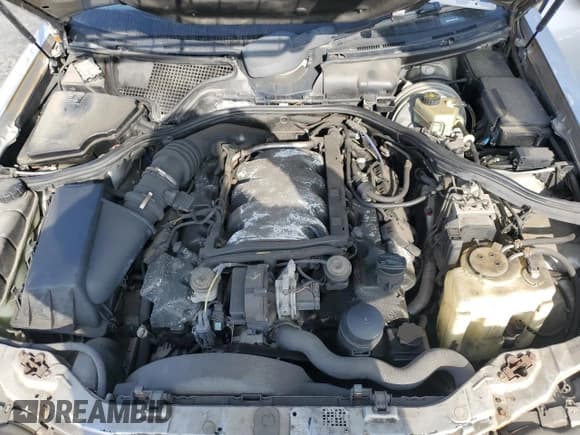 ✅ 2000 Mercedes-Benz E 320 • VIN: WDBJF70JXYB071287 • Lot: 85740524. Listed on Copart with Not provided. Free auction sales archive from the USA and detailed vehicle history report at DreamBid. Image 11.