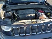 ✅ 2019 Jeep Renegade Sport • VIN: ZACNJBAB2KPK56827 • Lot: 82485895. Wystawiony na Copart z przebiegiem 95 850 mil. Bezpłatny archiwum sprzedaży aukcyjnych z USA i szczegółowy raport historii pojazdu na DreamBid. Zdjęcie 14.