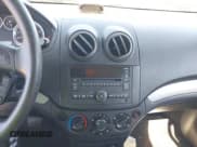 ✅ 2009 Chevrolet Aveo 1LT • VIN: KL1TD66E19B651119 • Lot: 41648261. Wystawiony na IAAI z przebiegiem 132 456 mil. Bezpłatny archiwum sprzedaży aukcyjnych z USA i szczegółowy raport historii pojazdu na DreamBid. Zdjęcie 17.