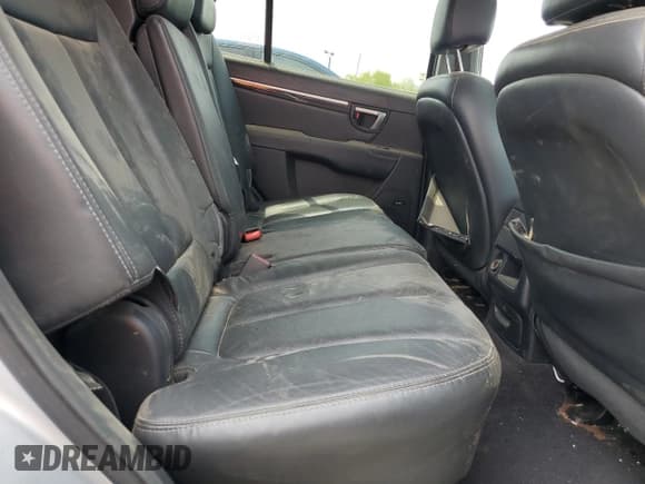 ✅ 2009 Hyundai Santa Fe Limited • VIN: 5NMSH13E39H262378 • Lot: 63527474. Listed on Copart with 147,978 mi. Free auction sales archive from the USA and detailed vehicle history report at DreamBid. Image 12.