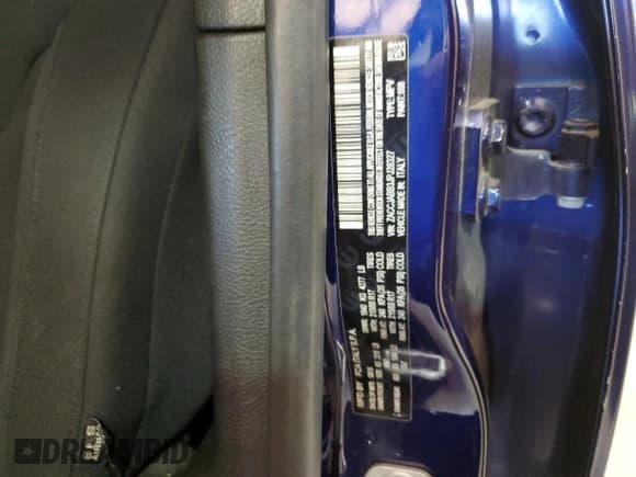 ✅ 2018 Jeep Renegade Latitude • VIN: ZACCJABB3JPJ26327 • Lot: 82475485. Wystawiony na Copart z przebiegiem 41 160 mil. Bezpłatny archiwum sprzedaży aukcyjnych z USA i szczegółowy raport historii pojazdu na DreamBid. Zdjęcie 12.