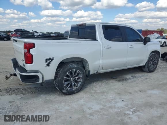 ✅ 2020 Chevrolet Silverado 1500 RST • VIN: 3GCPWDET1LG410264 • Lot: 46705815. Wystawiony na Copart z przebiegiem Nie podano. Bezpłatny archiwum sprzedaży aukcyjnych z USA i szczegółowy raport historii pojazdu na DreamBid. Zdjęcie 3.