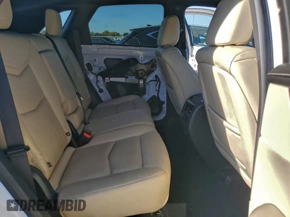 ✅ 2018 Cadillac XT5 Premium Luxury FWD • VIN: 1GYKNERS4JZ202245 • Lot: 86878085. Listed on Copart with 118,013 mi. Free auction sales archive from the USA and detailed vehicle history report at DreamBid. Image 11.