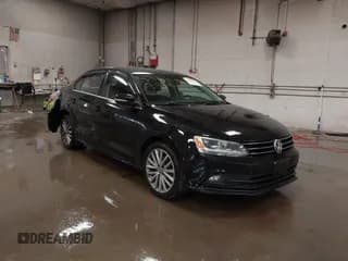 ✅ 2015 Volkswagen Jetta SE • VIN: 3VWD17AJ1FM319831 • Lot: 43329916. Listed on IAAI with 101,992 mi. Free auction sales archive from the USA and detailed vehicle history report at DreamBid. Image 1.