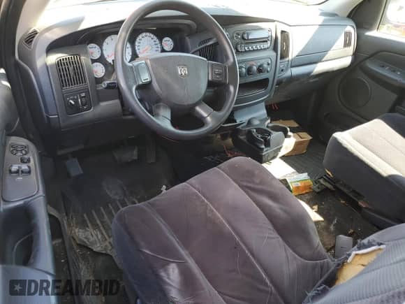 2005 Dodge 1500 SLT z VIN 1D7HA16D05J628423, wystawiony jako Copart lot #68892375 z przebiegiem Nie podano mil oraz Szkoda całkowita • Salvage title. Historia ofert i sprzedaży dostępna na DreamBid. Obrazek 8.