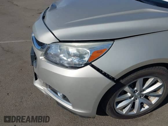 2016 Chevrolet Malibu LTZ z VIN 1G11E5SAXGF105153, wystawiony jako IAAI lot #43159960 z przebiegiem 145 269 mil mil oraz . Historia ofert i sprzedaży dostępna na DreamBid. Obrazek 19.