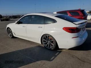 ✅ 2018 BMW 6 Series 640i xDrive • VIN: WBAJV6C53JBK07288 • Lot: 93085515. Wystawiony na Copart z przebiegiem 88 339 mil. Bezpłatny archiwum sprzedaży aukcyjnych z USA i szczegółowy raport historii pojazdu na DreamBid. Zdjęcie 2.