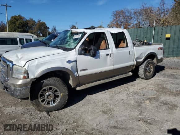 ✅ 2006 Ford F-250 XL • VIN: 1FTSW21PX6EB36713 • Lot: 90916795. Wystawiony na Copart z przebiegiem 128 461 mil. Bezpłatny archiwum sprzedaży aukcyjnych z USA i szczegółowy raport historii pojazdu na DreamBid. Zdjęcie 1.