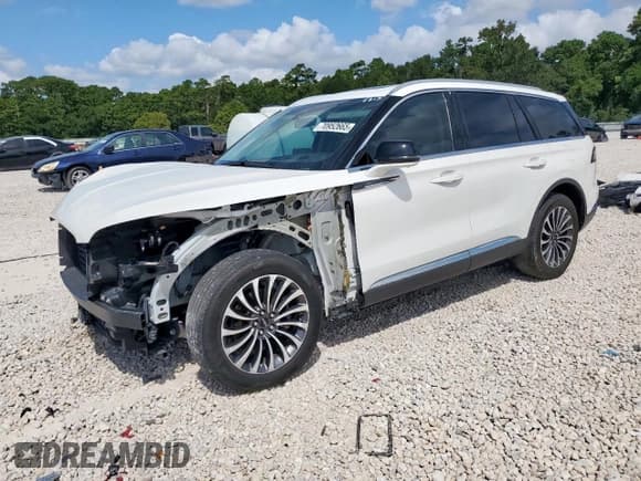 ✅ 2021 Lincoln Aviator Reserve • VIN: 5LM5J7WC2MGL16812 • Лот: 70952665. Опубликован ранее на Copart с пробегом 55 233 миль. Бесплатный доступ к архиву аукционных продаж из США и подробный отчёт об истории автомобиля на DreamBid. Изображение 1.