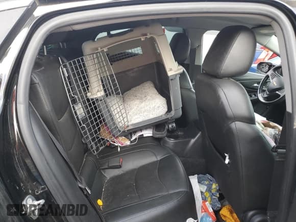 ✅ 2018 Chevrolet Volt Premier • VIN: 1G1RD6S5XJU137196 • Lot: 82900643. Wystawiony na Copart z przebiegiem Nie podano. Bezpłatny archiwum sprzedaży aukcyjnych z USA i szczegółowy raport historii pojazdu na DreamBid. Zdjęcie 10.