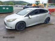 ✅ 2013 Ford Focus ST • VIN: 1FADP3L9XDL127468 • Lot: 42994718. Listed on IAAI with 123,988 mi. Free auction sales archive from the USA and detailed vehicle history report at DreamBid. Image 2.