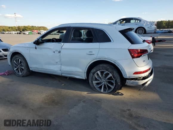 ✅ 2023 Audi Q5 S line Prestige • VIN: WA1FAAFY5P2002216 • Lot: 72734564. Wystawiony na Copart z przebiegiem Nie podano. Bezpłatny archiwum sprzedaży aukcyjnych z USA i szczegółowy raport historii pojazdu na DreamBid. Zdjęcie 2.