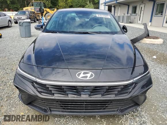 2024 Hyundai Elantra SE with VIN KMHLL4DG5RU829022, listed as a Copart auction lot 81814925 with 16,585 mi miles and Salvage title. Bid and sale history available at DreamBid. Image 5.