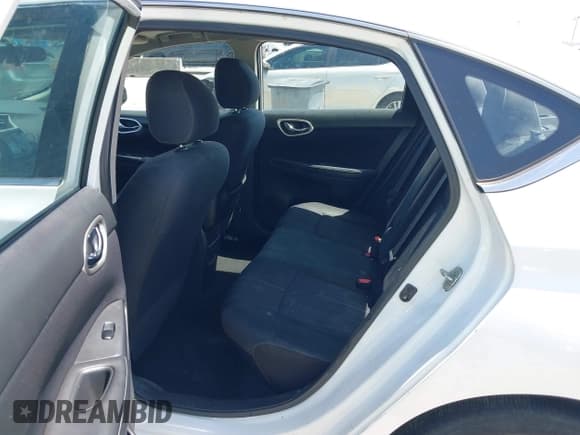 ✅ 2017 Nissan Sentra SL • VIN: 3N1AB7AP3HY348415 • Lot: 42027013. Listed on IAAI with 125,884 mi. Free auction sales archive from the USA and detailed vehicle history report at DreamBid. Image 8.