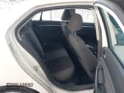 ✅ 2009 Volkswagen Jetta S • VIN: 3VWJM71K09M091585 • Lot: 43140304. Listed on IAAI with 239,628 mi. Free auction sales archive from the USA and detailed vehicle history report at DreamBid. Image 8.